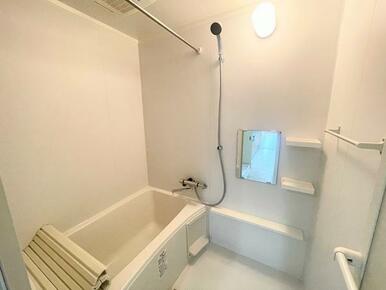 「浴室」クリーニング済みの浴室です。