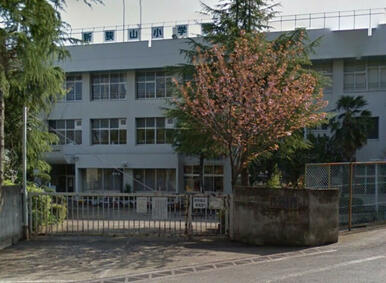 狭山市立新狭山小学校