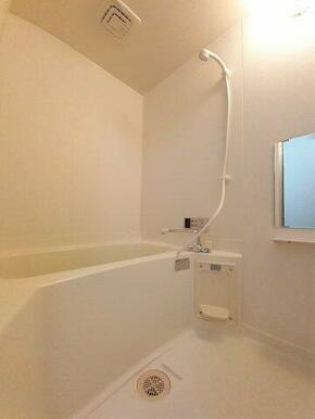 お風呂で日々の疲れを落としましょう