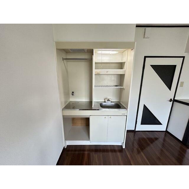 ※写真は別号室のものです。