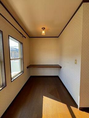 2F　リビング　作業部屋