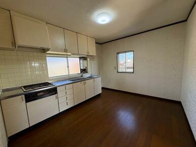 2F　ダイニング