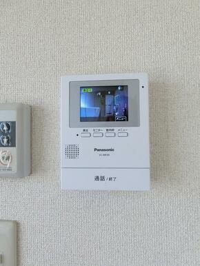 安心のTVモニターホン