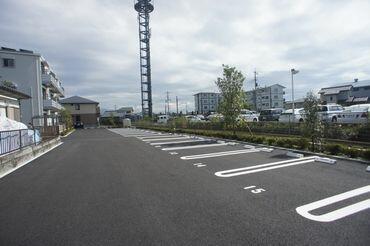 ☆敷地内に駐車場２台付いております☆