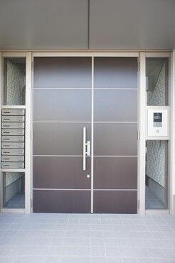 ☆オートロック付共用玄関☆