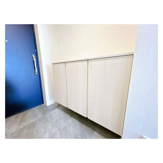 「玄関」靴箱新品交換済み。