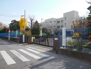 春日部市立正善小学校