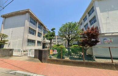 梅林小学校