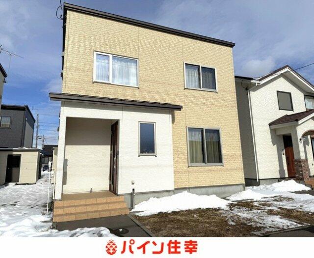 苫小牧市 光洋町２丁目 2階建 4LDKの写真