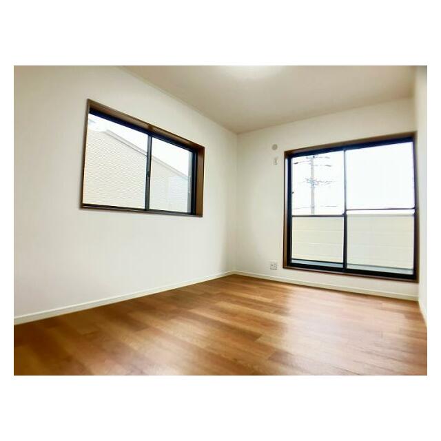 「洋室」約6.5帖の洋室です。