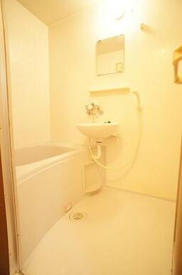 バス・トイレ別なのでゆったり癒しのバスタイムを満喫できます