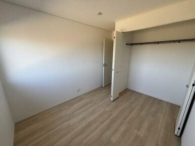 多目的に活用できる洋室