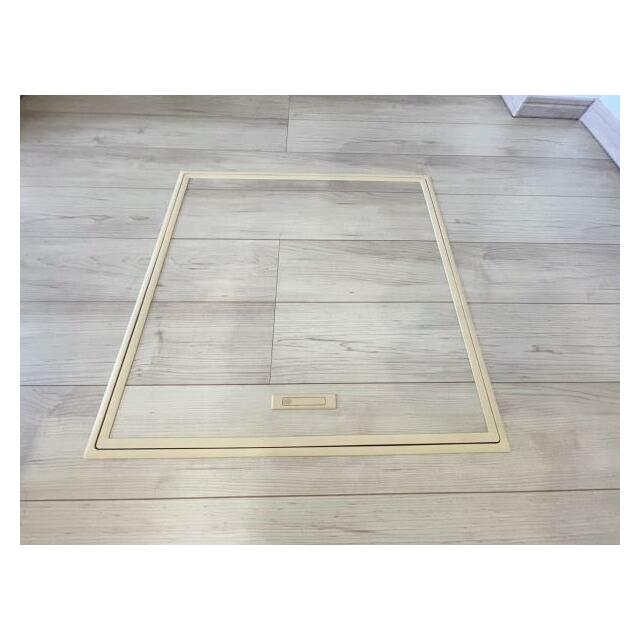 お漬物を漬けたり鍋などの季節物もしまっておける便利な床下収納！