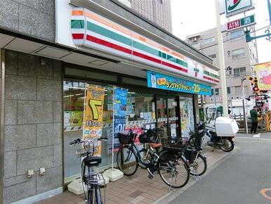 周辺施設 セブンイレブン世田谷松原駅前店