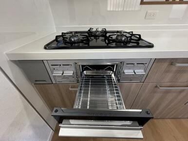 グリルございます。