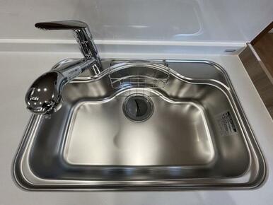 ピカピカにシンクです。