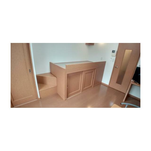 収納つきベット