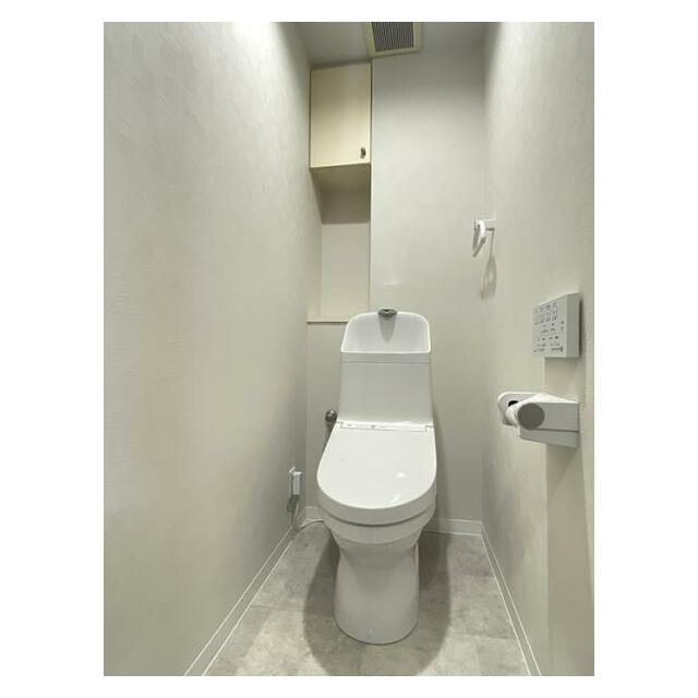 「トイレ」新品に交換しております