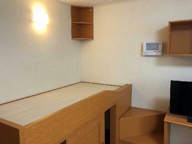 備え付けベッド