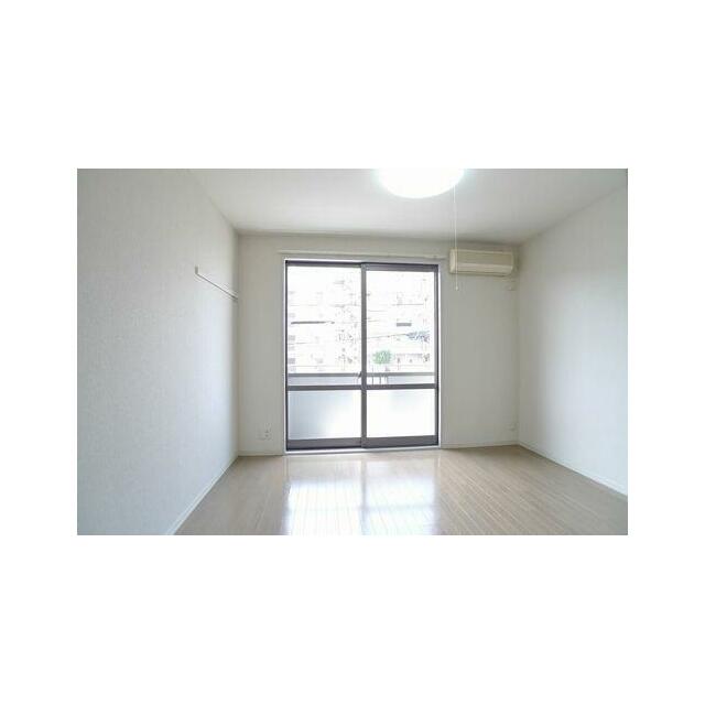 とても明るいお部屋になっています　このお部屋から新しい生活を始めてみませんか？