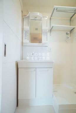 ヘアセットも簡単洗髪洗面化粧台タイプ☆