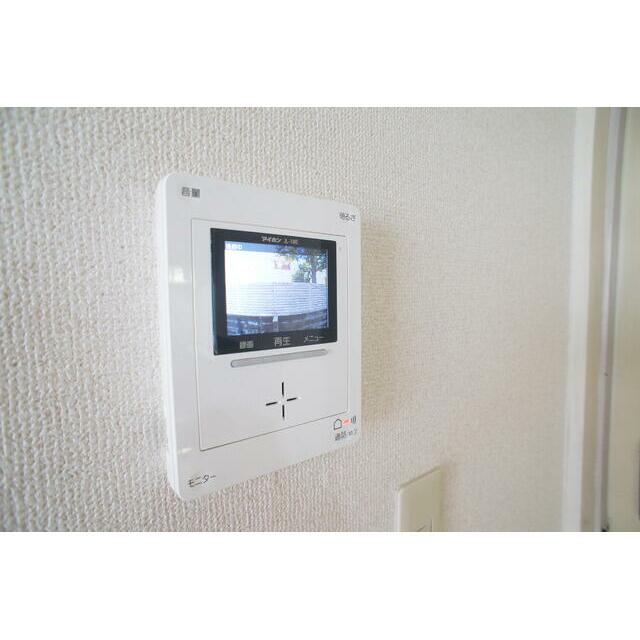 TVモニタ付インターホン完備で突然の来訪者が来ても安心◎