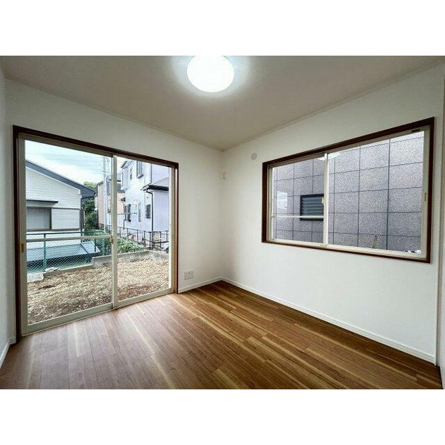 １階洋室５帖