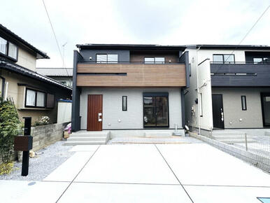 【外観:1号棟】