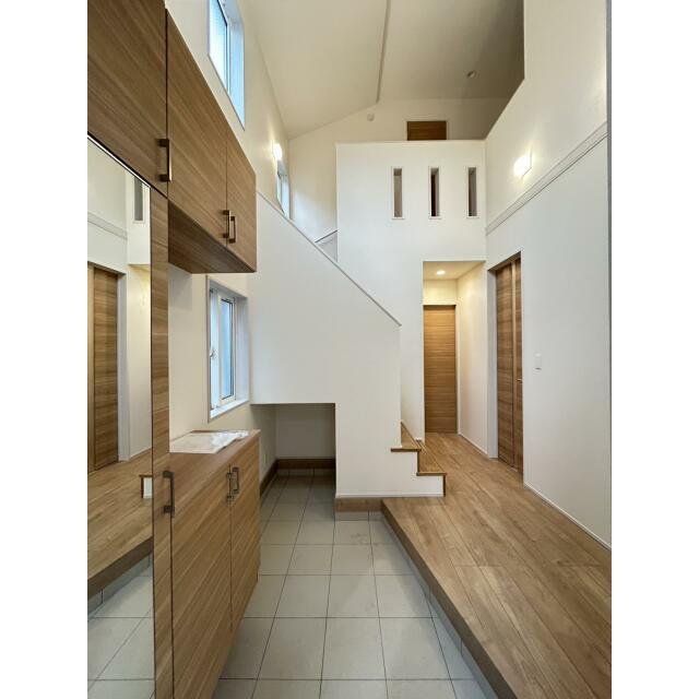 1号棟 玄関 吹抜