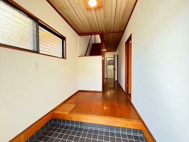 「玄関」開放感のある、出入りしやすい空間です。