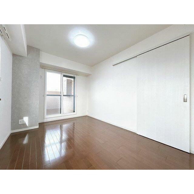「北西側洋室」