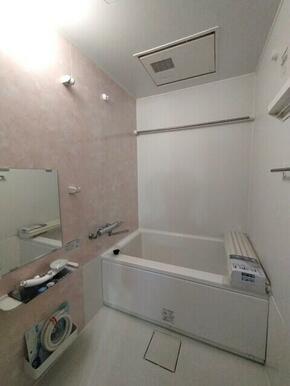 追焚き機能・浴室乾燥機能付き