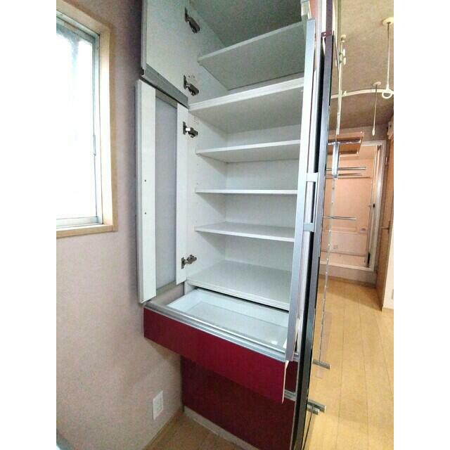 備え付けの食器棚♪