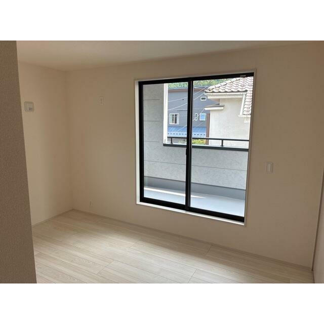 お持ちの家具の配置を考えると洋室のお部屋が暮らしやすいという方に（6号棟）