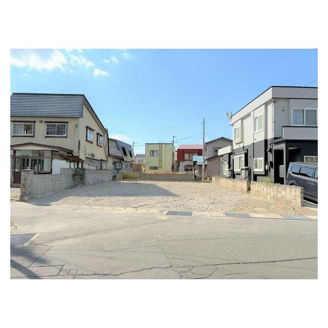 ●通学、買い物、駅が徒歩10分圏内 ●前面道路幅員約7.9～4.0ｍ●流雪溝あり