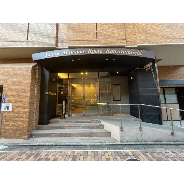 エントランスの外側です。