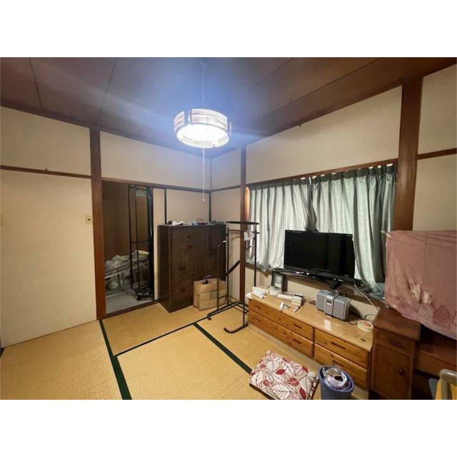 ２階和室（納戸付）