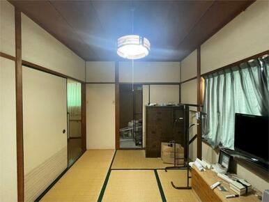 ２階和室（納戸付）