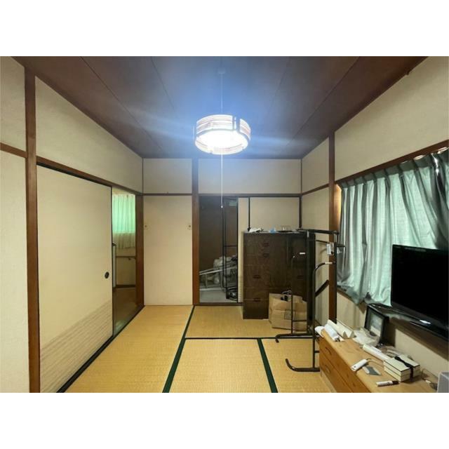 ２階和室（納戸付）