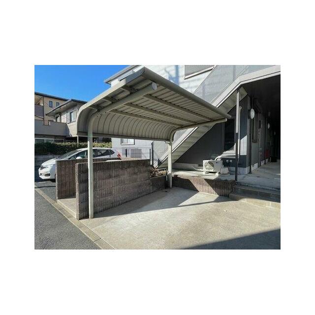 入居者様専用駐輪場は嬉しい屋根付きです♪