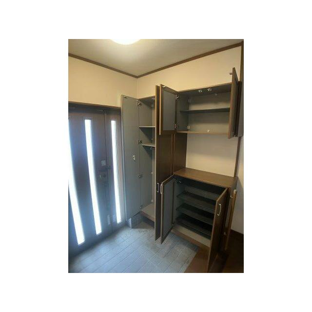 シューズボックスも多くお気に入りの靴がたくさん入りますね