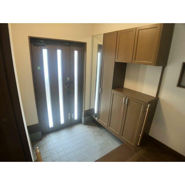 ゆったりとした玄関です