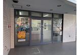 情報提供会社