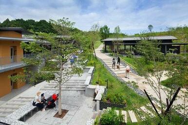 町田薬師池公園四季彩の杜西園