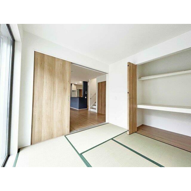 4.5帖の和室。ゆっくりくつろげます。