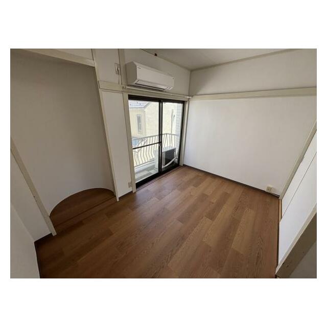 洋室４．９帖
