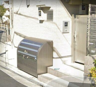 敷地内ゴミ置き場