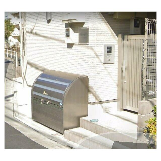 敷地内ゴミ置き場