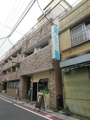 ３階建てマンション！
