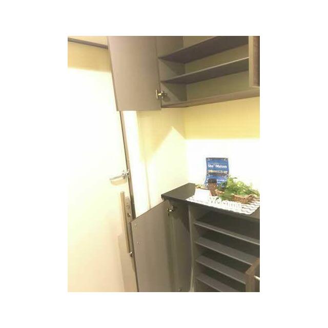玄関　下駄箱